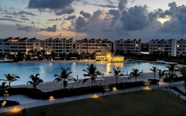 Luxury Beach Penthouse Jacuzzi & Lagoon View