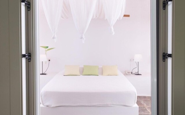 Skiathos Holidays Suite