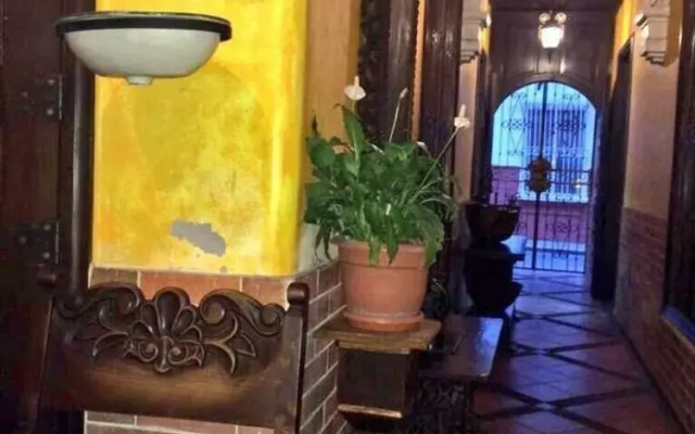 Apart-Hotel Plaza Colonial