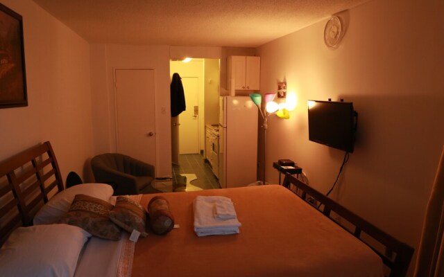 Toronto Furnished Living