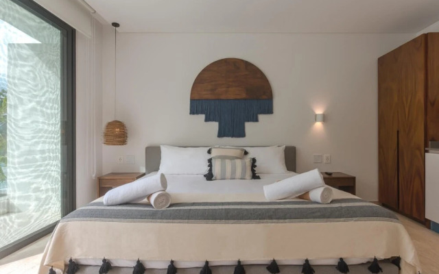 Modern Stunning Studio Swim-up Pool Fully-equipped Gym, Tulum