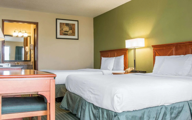 Rodeway Inn Grand Haven