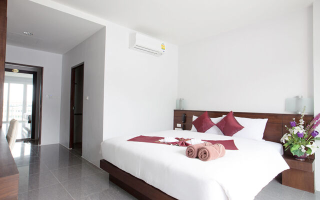 Patong Buri Resort