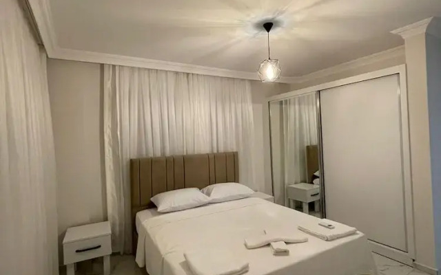 Inviting 4-bed Villa Lina With lux Pool