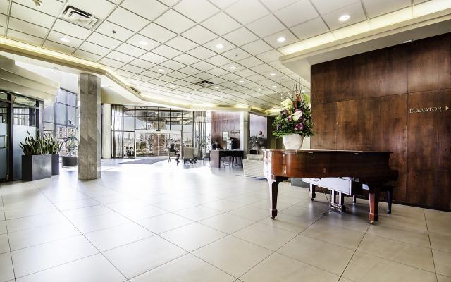 Executive Suites Hotel Metro Vancouver - фото 2