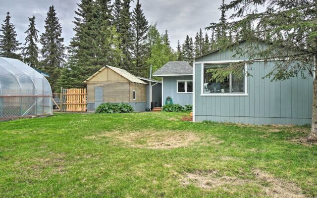 Convenient Kenai Apt - 3 Mi to Beach & Fishing