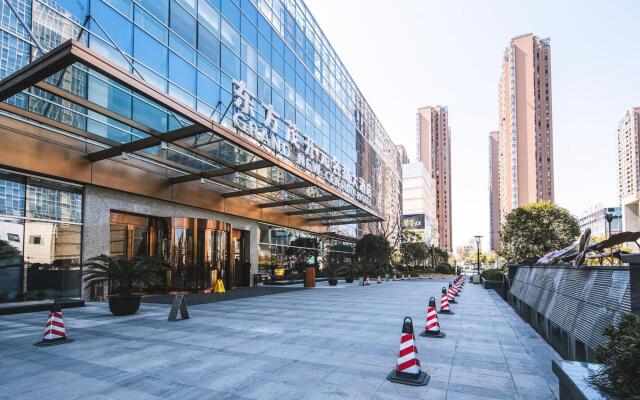 Grand New Century Hotel Fuyang