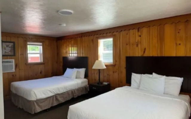 Maple Ridge Motel
