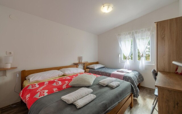 Amazing Apartment in Vir With 1 Bedrooms and Wifi