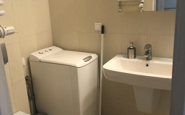 Rais Serviced Apartments