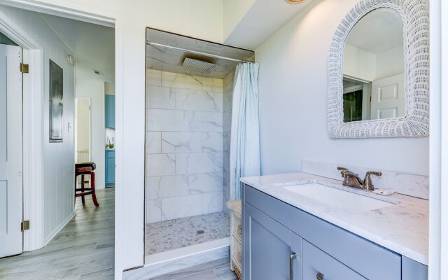 The Cali House by Vtrips