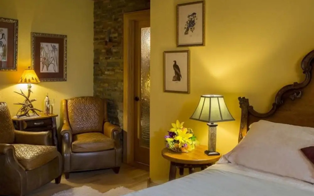 Hidden Serenity B&B