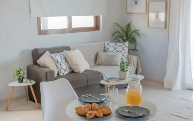 Cozy Loft with Private Terrace