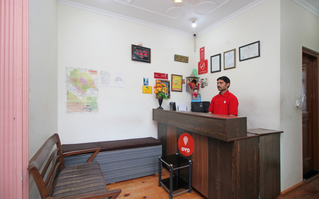OYO 4205 Hotel Anuj Regency