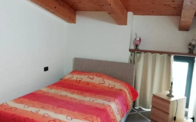 Comfortable attic with parking space in Chiavari