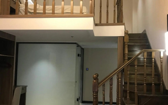 Xinzheng Mo Ran  Hotel