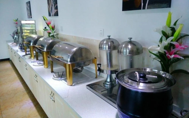 Kaili Business Hotel