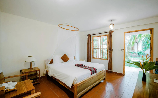 La Mer Resort