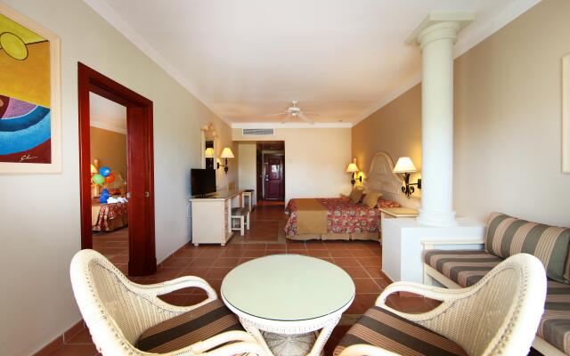 Bahia Principe Grand Turquesa - All Inclusive