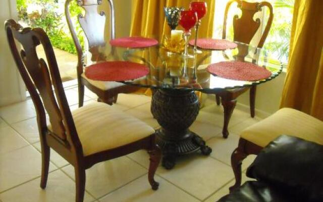 Boca Ciega Bay Apartment