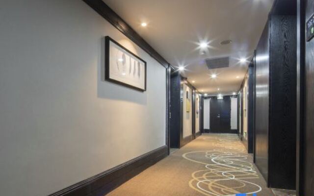 Xana Hotelle (Shangqiu High Speed Railway Station)