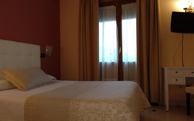 Hostal Don Jaime I y II