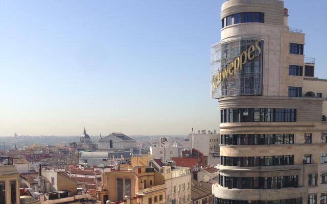 Hostal Gran Via 44