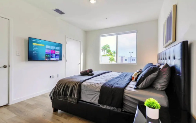 Prime Townhouses Near Design District