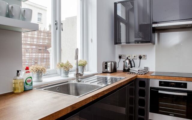 Central 2 Bedroom In West Kensington