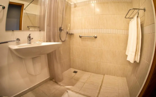 Hotel Campo Largo Express