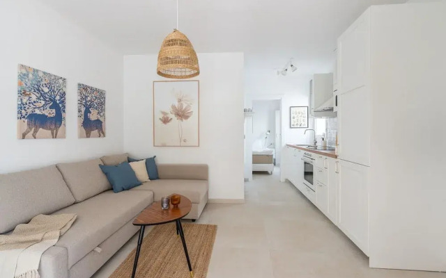 Lovely House With Private Pool in Burriana!