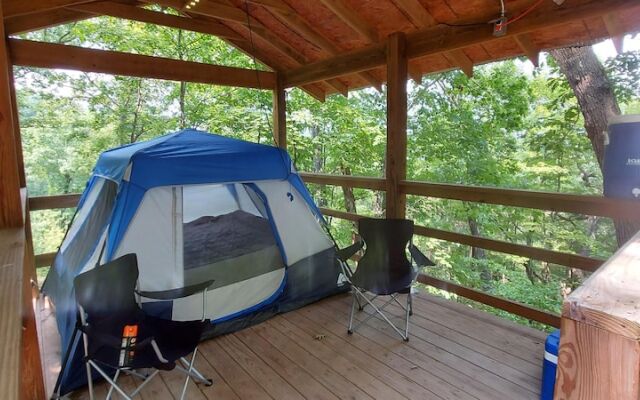 Treetopper 2 Fully Set up Tent Site with BBQ, Firepit, Outdoor Pool & Hiking