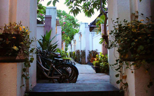 Black Penny Villas