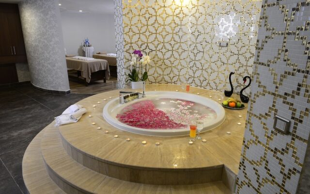 Wome Prime Hotel - Halal