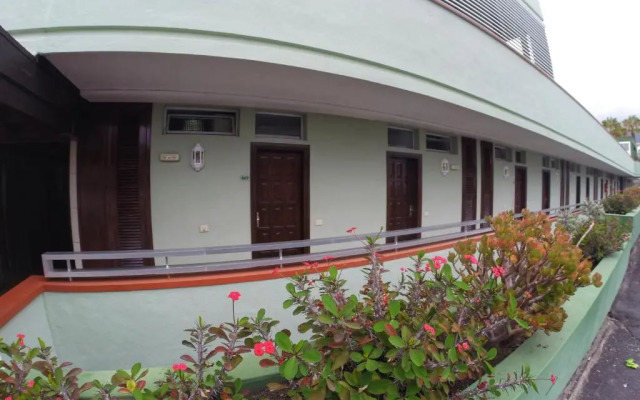 Edificio Las Marañuelas, Puerto La Cruz, Islas Canarias Tenerife