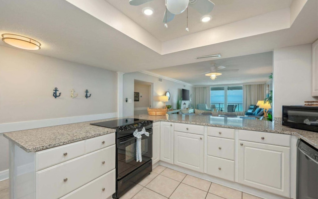 Shoreline Towers 3084 2 Bedroom Condo
