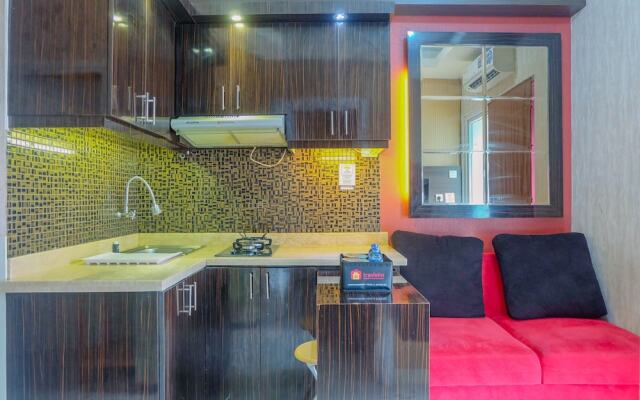 Warm 2BR Apartment at Green Pramuka City