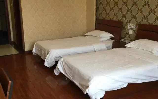 MAXACCOM Future Hotel