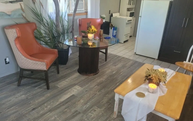 Lakeside Village Motel and Campground