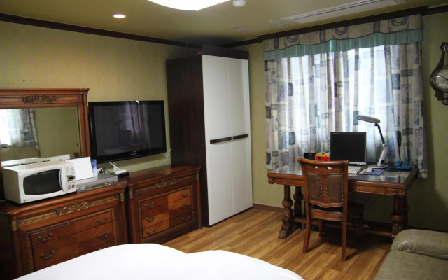 Western Hotel
