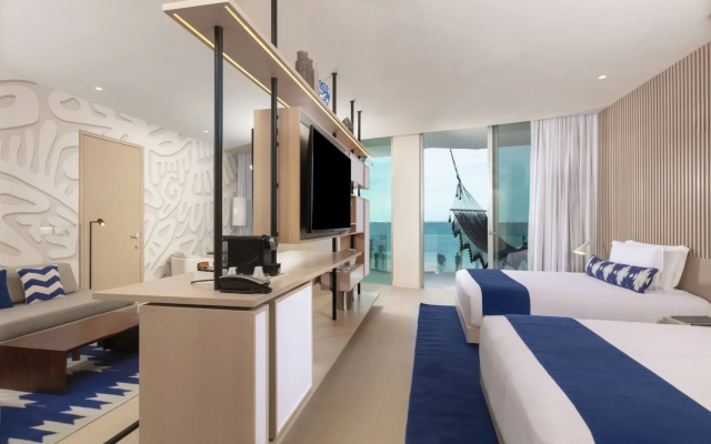 SLS Cancun