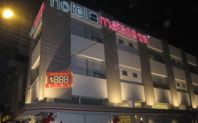 Hotel Mateos 1215