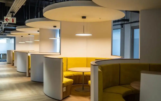 Luxury Apartment Sandton / no Loadshedding / Dstv