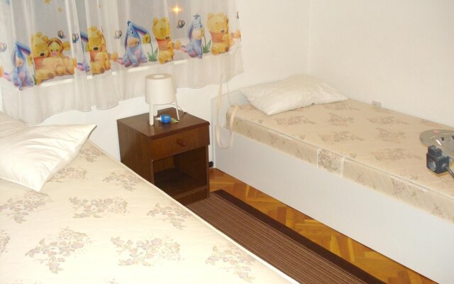 Apartment With 2 Bedrooms in Pula, With Furnished Terrace and Wifi - 2 km From the Beach