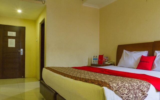 RedDoorz @ Paskal Hyper Square
