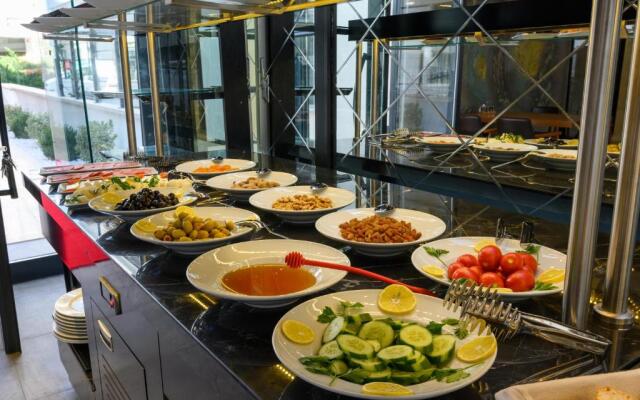 DS Regulus Otel