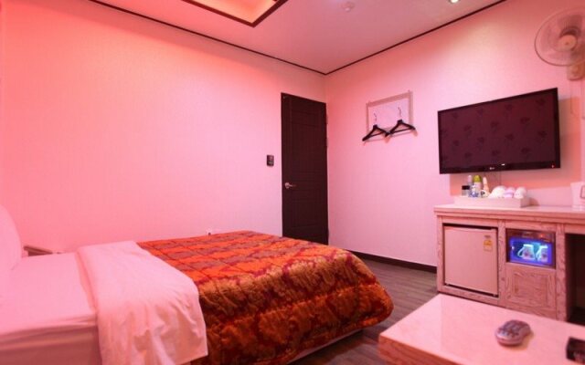 Picasso Motel Daejeon
