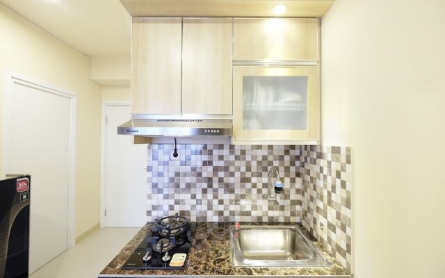 Clean And Tidy Green Pramuka Apartement