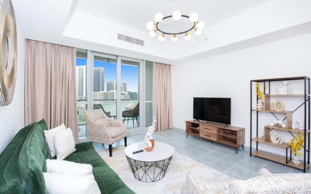 The Waves Exude Luxury 1 BR Waterfront