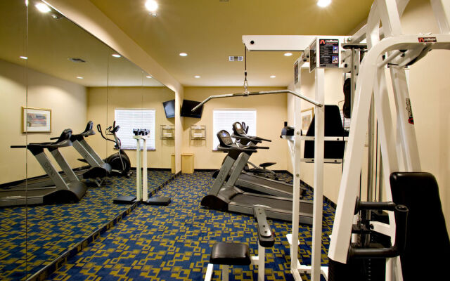 Holiday Inn Express & Suites Jourdanton-Pleasanton